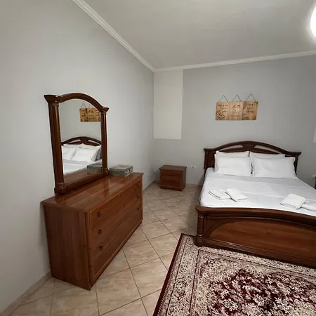 Apartamento Bjois Terminal Tirana